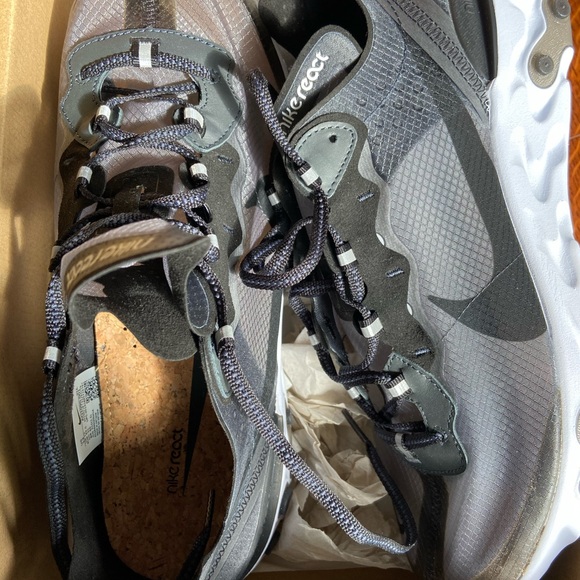 SOLD - Picture 3 of 4